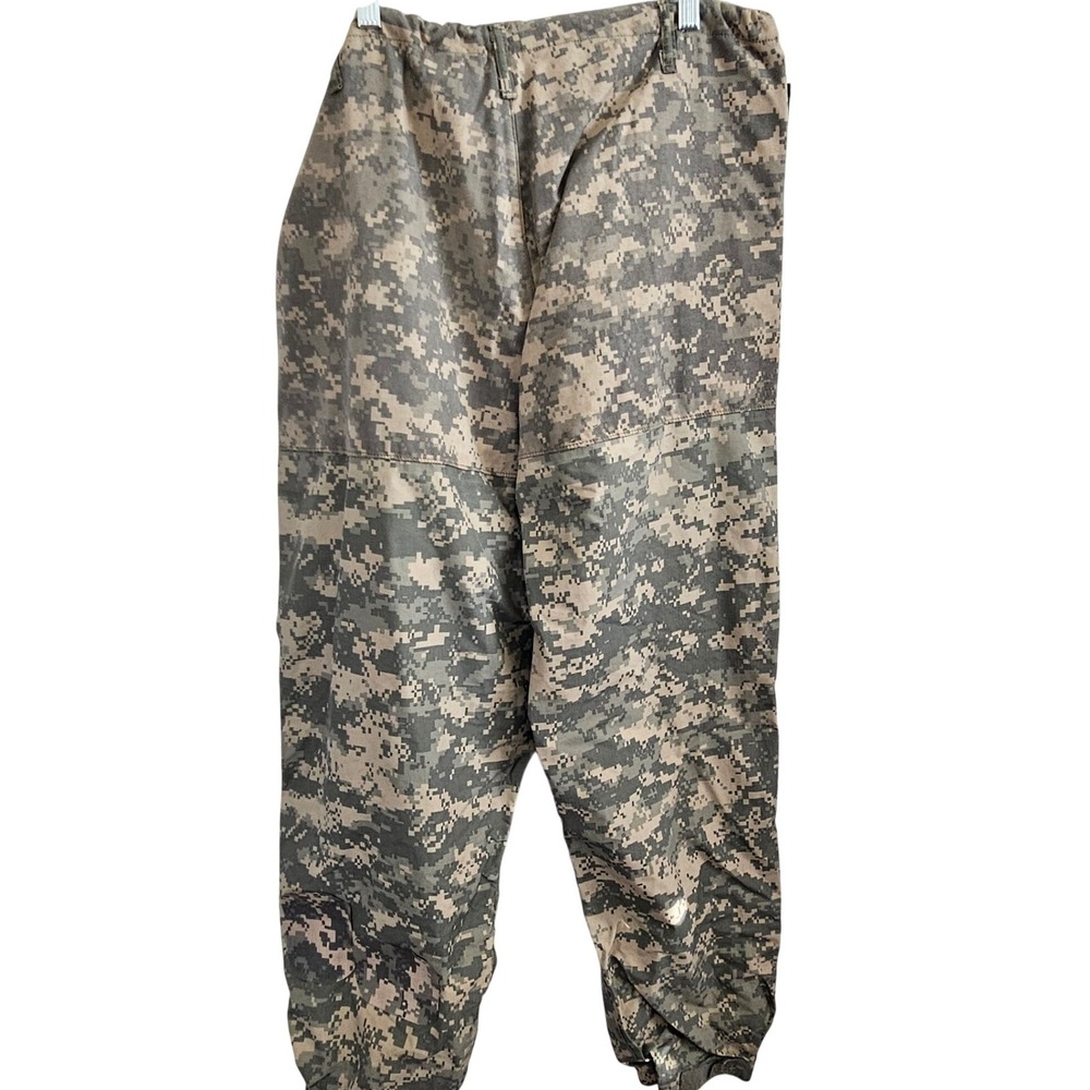 US Army ECWCS Gen III Gore-Tex ACU Camo Pants Medium Long 8415-01-547-4194